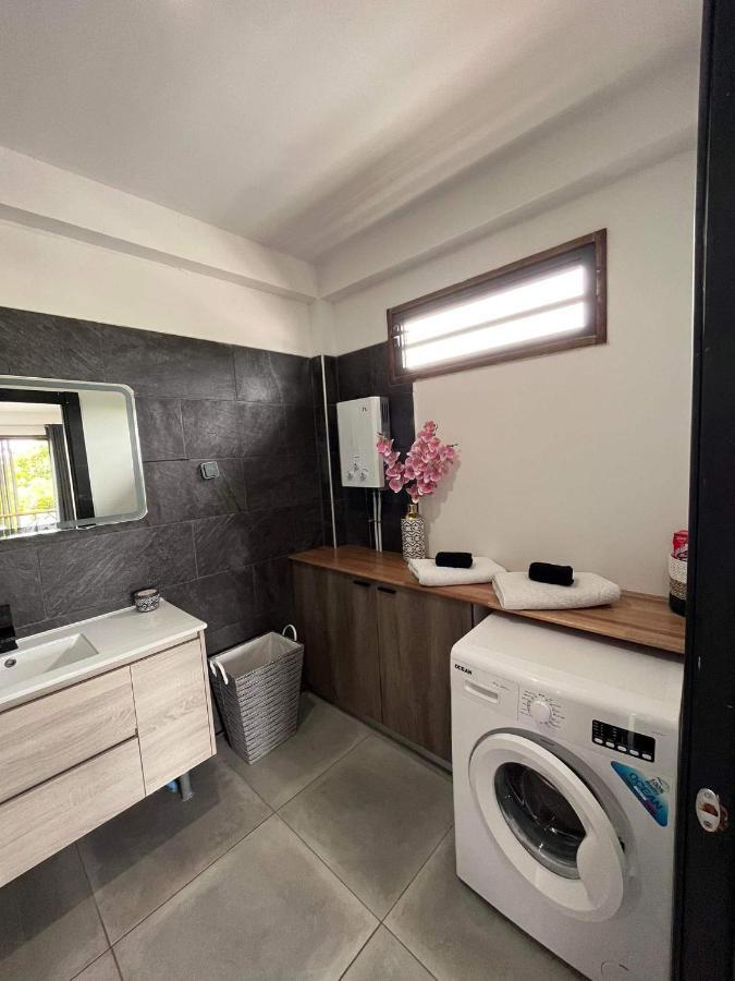 2 Accomodations -Studio Du Manoir -Le Manoir 普纳奥亚 外观 照片